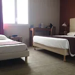 Szálloda Kyriad Sud