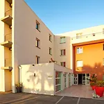 מלון Kyriad Sud