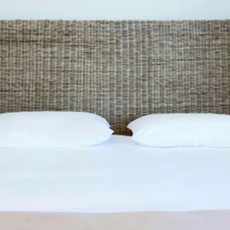 凯雷亚德珀皮格兰苏酒店 3*