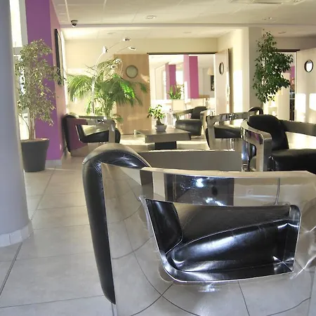 凯雷亚德珀皮格兰苏酒店 酒店