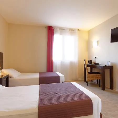 Kyriad Sud Szálloda 3*