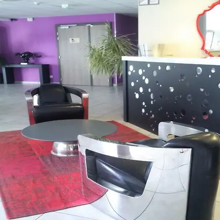 Otel Kyriad Sud 3*