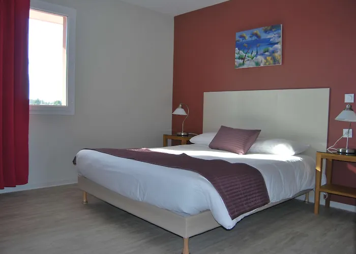 凯雷亚德珀皮格兰苏酒店