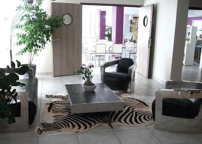 凯雷亚德珀皮格兰苏酒店 佩皮尼昂