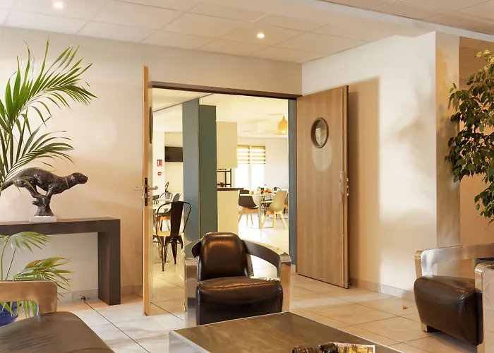 凯雷亚德珀皮格兰苏酒店 酒店