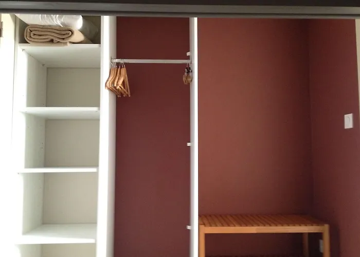 凯雷亚德珀皮格兰苏酒店 酒店 3*