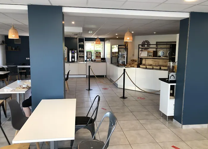 凯雷亚德珀皮格兰苏酒店 酒店